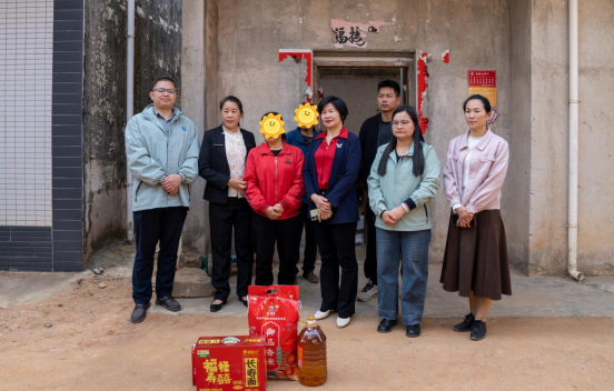 （20260209改）遂溪妇联联合遂溪双林单采血浆站到城月镇开展2026年春节慰问活动161.png