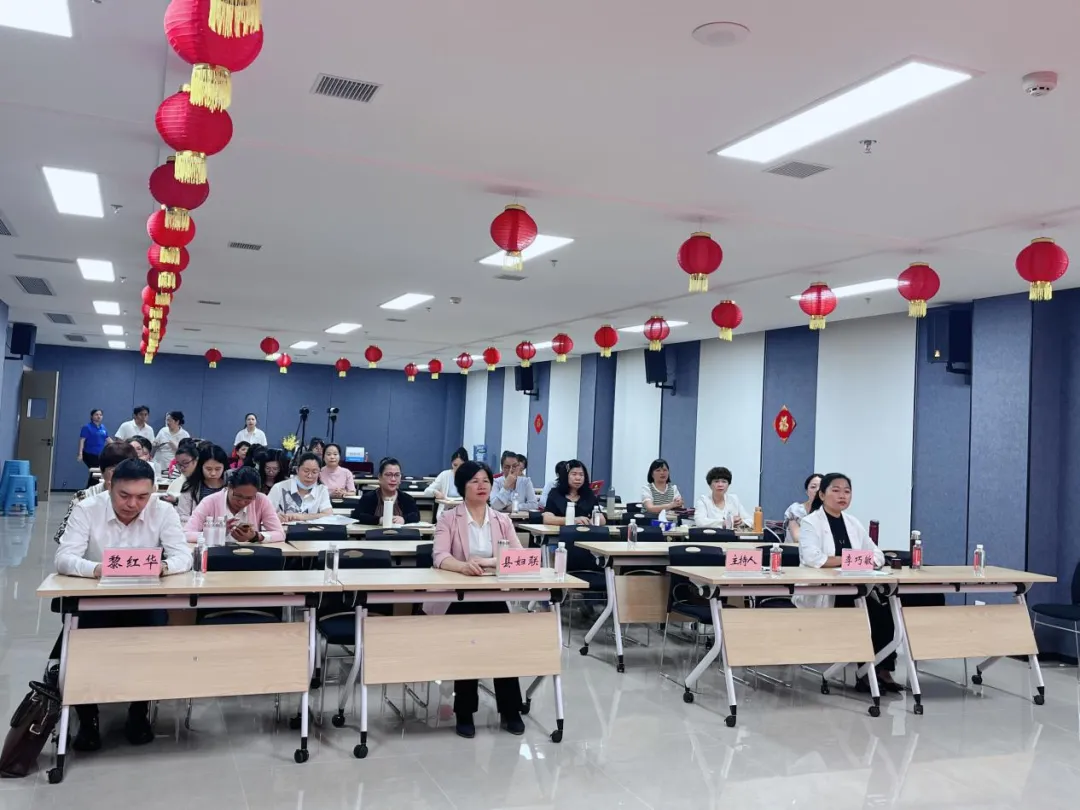 聚焦妇女儿童合法权益保障——遂溪县第四十一期女性大讲坛开讲！284.png