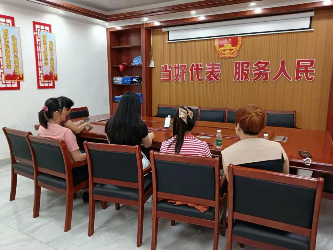 聚焦妇女儿童合法权益保障——遂溪县第四十一期女性大讲坛开讲！859.png